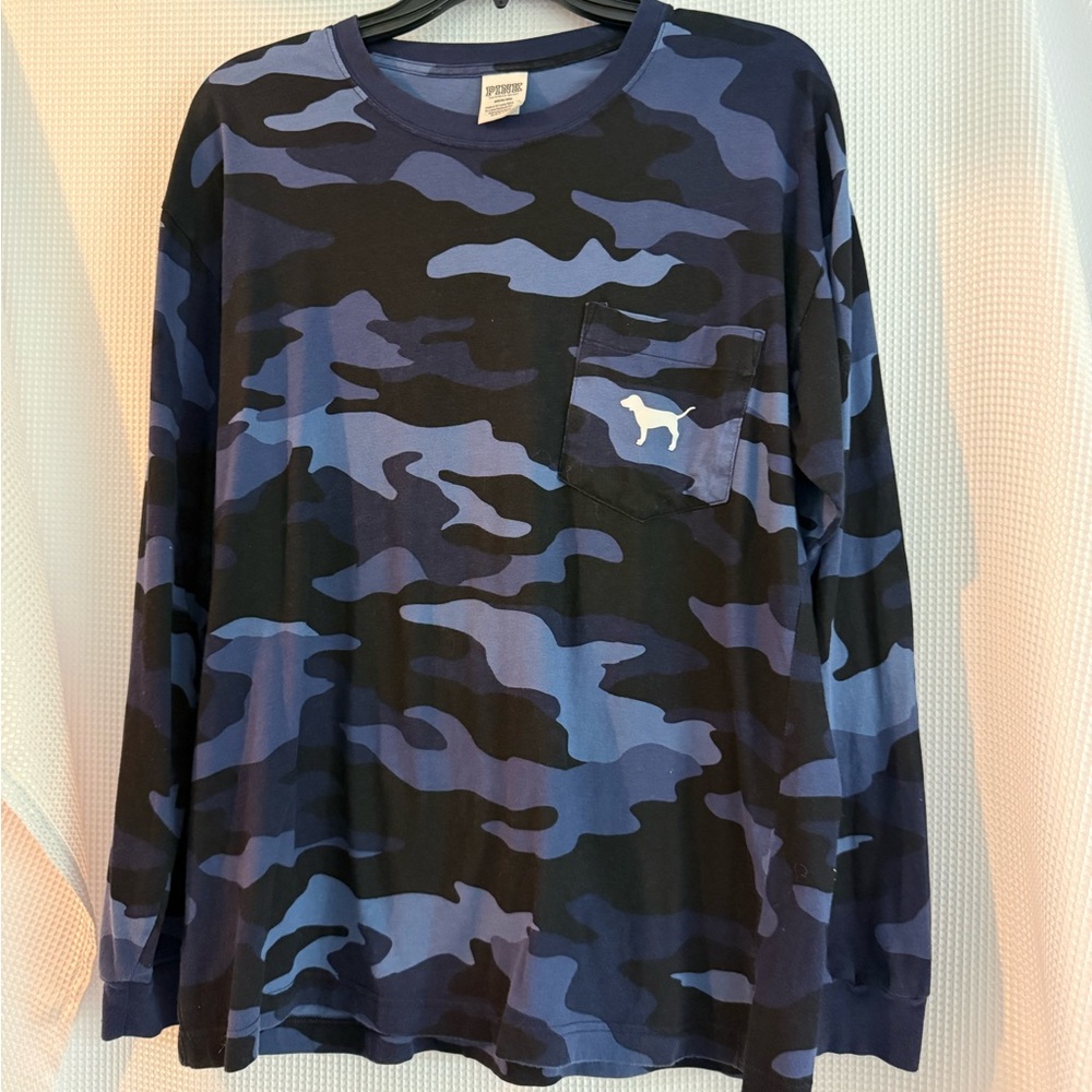 Victoria’s Secret pink camo top size medium